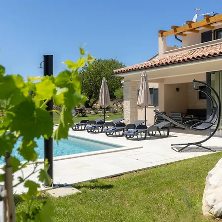 Vila Carpe Diem Nature Heaven - Forest, Vineyard, Birdsongs & Pure Peace Veligolji